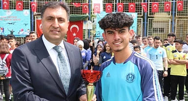 İzmir İmam Hatipler 2. Bilim, Teknoloji, Kültür, Sanat ve Spor Şenliği