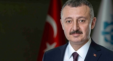 Kocaeli Büyükşehir Belediye Başkanı Tahir Büyükakın, tüm gençlerin 19 Mayıs Atatürk’ü Anma Gençlik ve Spor Bayramı’nı kutladı