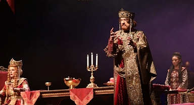 Kocaeli Şehir Tiyatrosundan Kılıçarslan özel gösterimi; Tiyatroda engel yok!