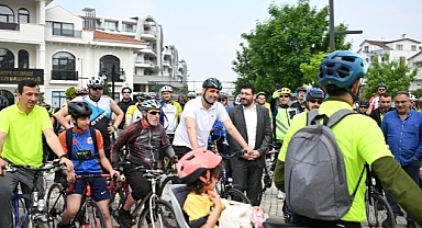 Kocaman’dan Gençlerle Bisiklet Turu