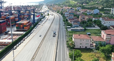 Körfez'de asfaltlanan caddelerin yol çizgileri çekildi