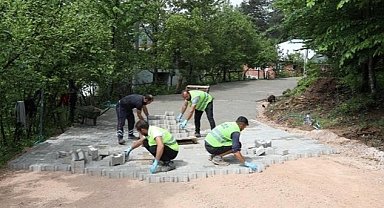 Mezit Mahallesi’nin Yolları Parke Taşla Kaplanıyor