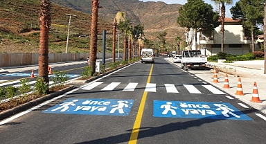 Muğla Büyükşehir Ekipleri’nden Yollarda 8 bin 453 Km Çizgi Çalışması