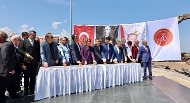 Nevşehir Hacı Bektaş Veli Üniversitesi (NEVÜ) Diş Hekimliği Fakültesi ve Uygulama Hastanesinin yeni binası için temel atma töreni düzenlendi