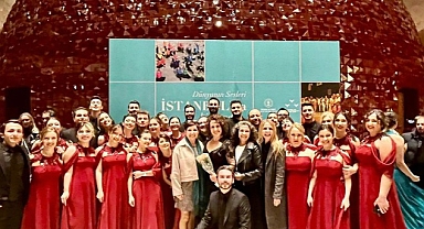 Nilüfer Çoksesli Koro dünyaca ünlü korolarla aynı sahnede