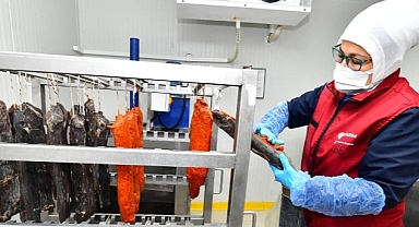 Ödemiş Et Entegre Tesisi küllerinden doğdu “Hem üreticiye hem tüketiciye umut oldu”