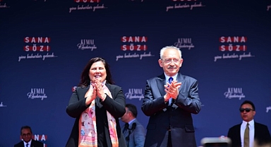 On binler Atatürk Kent Meydanı'nda bir araya geldi