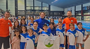 Osmangazili kulaçlar barajı geçti