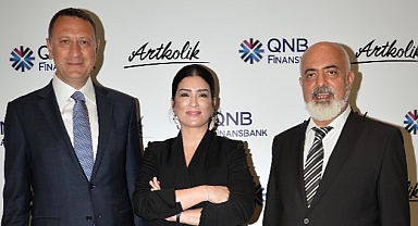 QNB Finansbank ve Artkolik’in ‘Kırılma Noktası: Hikâyenin Sonunu Sen Yaz ‘Sergisi, sanatseverlerin beğenisine sunuldu