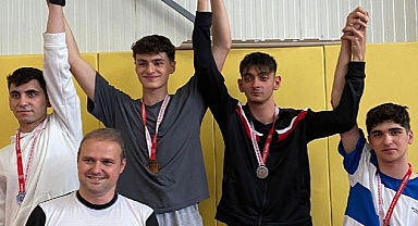 Tatamide çifte başarı