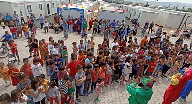 TEGV, 23 Nisan’ı ülkenin dört bir yanında çocuklarla kutladı