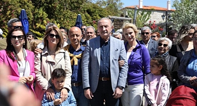 Türkiye’nin ilk vegan dostu Belediyesi olan Didim Belediyesi tarafından bu yıl 5.si düzenlenen Didim Vegfest birbirinden renkli görüntülerle sona erdi