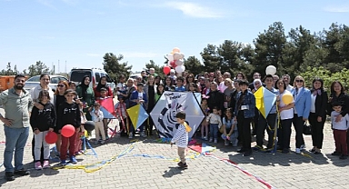 Uçurtmalar Primer İmmün Yetmezliği olan çocuklar için havalandı Deprem Bölgesinde “Umut Şenliği”