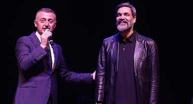 Uğur Işılak'la 19 Mayıs Bayramı coşkusu