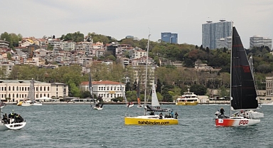 Yılın İlk Boğaz Yarışı’nda yelken rüzgârı esti