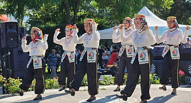 13. Bahar Şenliği Kavaklı Sahili Amfi'de başladı