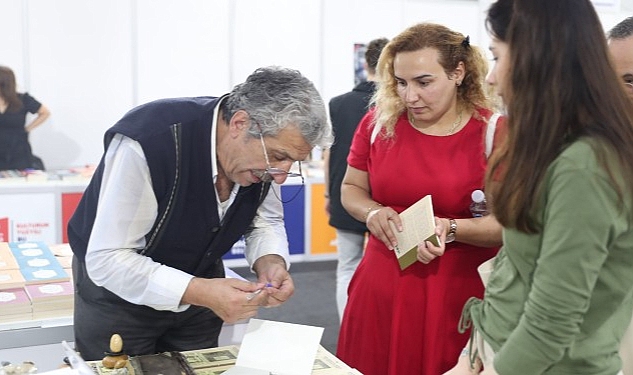 Bağcılar Kitap Fuarı’nda taşlara yoğun ilgi