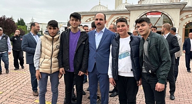 Başkan Altay Konsan Sanayi Camii’nde Vatandaşlarla Buluştu