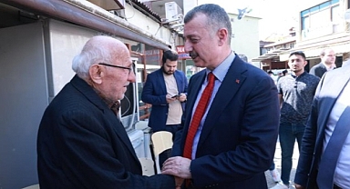 Başkan Büyükakın, Kandıra'da esnafı ziyaret etti