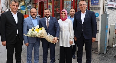Başkan Savran, AK Parti Nevşehir İl Teşkilatında düzenlenen bayramlaşma programına katıldı