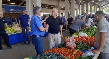 Başkan Topaloğlu pazar esnafıyla bir araya geldi