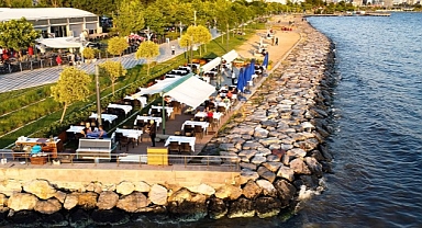 Bayraklı’nın sosyal tesisleri misafirlerini bekliyor