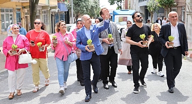 Bayrampaşa buram buram fesleğen kokuyor