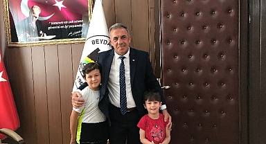 Beydağ Belediye Başkanı Feridun Yılmazlar, Kurban Bayramı dolayısıyla bir mesaj yayınladı