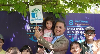 Beylikdüzü Belediyesi, 8 Haziran Marmara Denizi Günü kapsamında Gürpınar sahilinde kıyı temizliği gerçekleştirdi