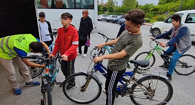 Bisiklet Tamir Çadırları Konyalıların Hizmetinde