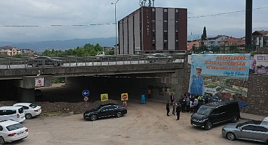 Büyükakın: Derince-Körfez arasında trafiğe neşter vuruyoruz