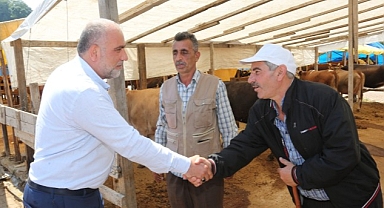 Canik’te Hayvan Pazarı Açıldı