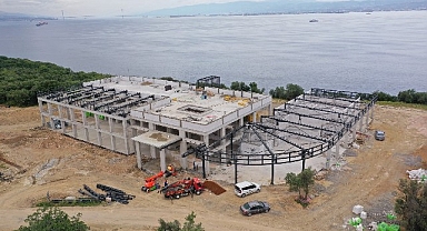 Darıca Millet Bahçesi 3. Etap'ta Millet Kıraathanesinin kaba inşaatı tamam