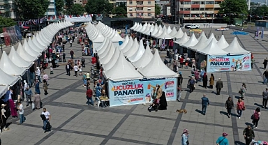 Deprem bölgesinden gelen esnaf Ucuzluk Panayırında