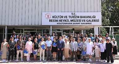DEÜ'lü mezunların bitirme projeleri sergiye dönüştü