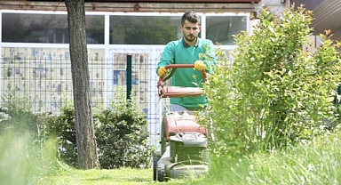 İnegöl’ün Yeşil Alanları Yaza Hazırlanıyor