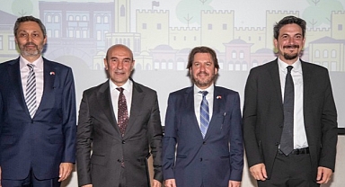 İzmir’in tarihi bölgesine 1 milyar dolarlık yatırım hedefi için dev adım