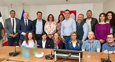 İzmir Ticaret Odası Vakfı Süleyman Taştekin MTAL Koordinatörlüğünde Yürütülen Endüstriyel Robotlar Konulu Erasmus+ Projesinin 2.Etabı Polonya’da tamamlandı