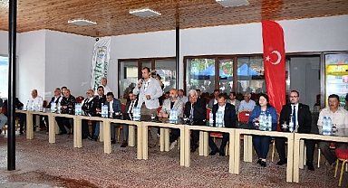 İznik’te bayramlaşma töreni düzenlendi