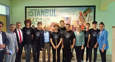 Karşıyaka Şehit Prof. Dr. İlhan Varank Anadolu İmam Hatip Lisesi’nde “Yaşayan Kütüphane Açılışı” Gerçekleştirildi