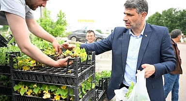 Kartepe’de 60 bin fide daha toprakla buluştu