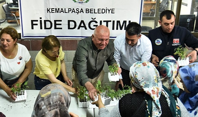 Kemalpaşa’da Fideler Toprakla Buluşuyor