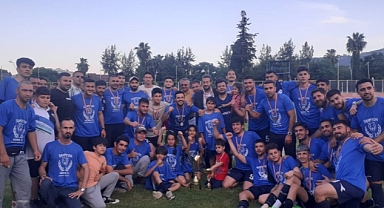 Kemer 2020 Futbol Kulübü namağlup şampiyon oldu