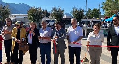 Kemer Halk Eğitim Merkezi’nden yıl sonu sergisi