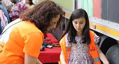 LÖSEV Edremit’te yüzleri güldürdü