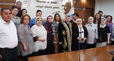 Özbek akademisyenler Ege’de eğitim alıyor