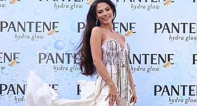 Pantene ve Demet Özdemir Hydra Glow ile Yaza Merhaba Dedi!