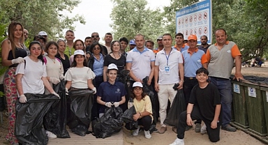 Seferihisarlı çevre gönüllüleri doğa için seferber oldu