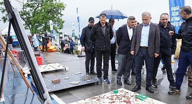 Üsküdar Belediyesi ve Doğa Dostu Dalgıçlar Kız Kulesi ve Salacak Sahili Arasında Deniz Temizliği Gerçekleştirdi
