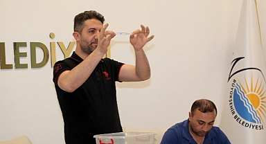 Van Büyükşehir Belediyesi'nin Alacağı 234 Mevsimlik İşçi Kura İle Belirlendi